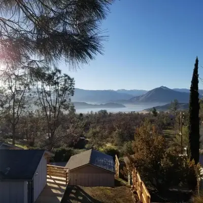 Lake Isabella View