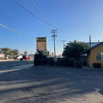 Oak Motel Modesto CA