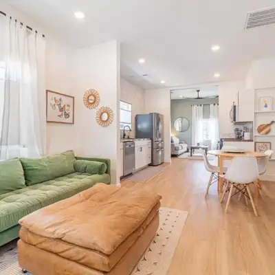 Reno Dream Cottage: Delightful 2-Bedroom Sanctuary