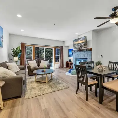 2BDR Condo - Three Minutes to Olympic Valley!