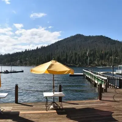 Charming 1927 Lake Front Home - Hargrave
