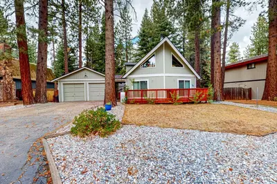 Gallery image of Deer Trail Retreat in South Lake Tahoe