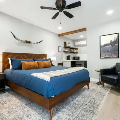 The Moro | Sequoia Motel RM3