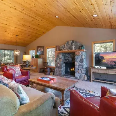 Alpen Glow by Tahoe Getaways - Private Hot Tub