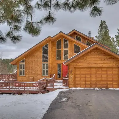 Bitter Brush by Tahoe Getaways -4 BR Pet Friendly