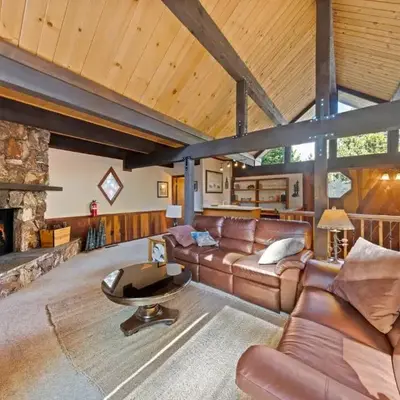 Nightingale Retreat by Tahoe Getaways - 3BR