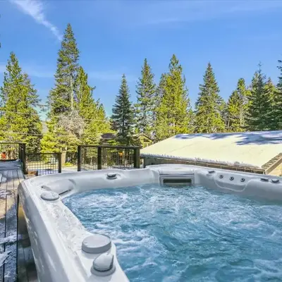 Granlibakken Getaway by Tahoe Getaways - West Shore Retreat-Central Location-Hot Tub-Dog Considered-Near Skiing