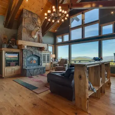 Grand Vista Lodge by Tahoe Getaways - 5 BR with Stunning Views
