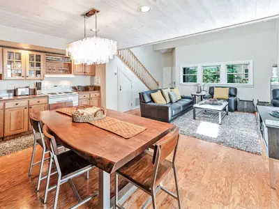 Gallery image of Forest Pines Condo Country Contemporary feel in Incline Village