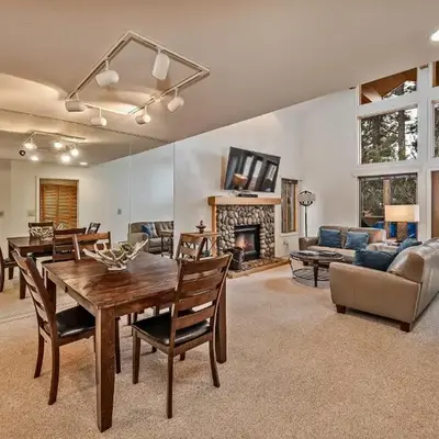 5 McCloud - Bright and Quaint Living
