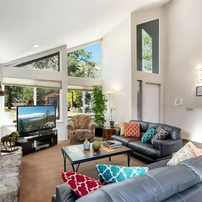 Spacious Riverfront