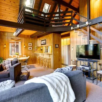 3 Mi to Big Trees State Park Cabin with Deck