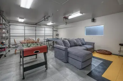Gallery image of Arnold Schwartzencabin in Arnold