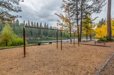 Gallery image of Lakemont Love in Arnold