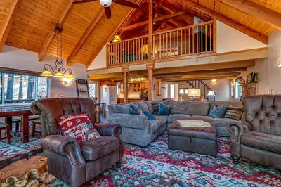 Gallery image of Wawona Lodge in Arnold