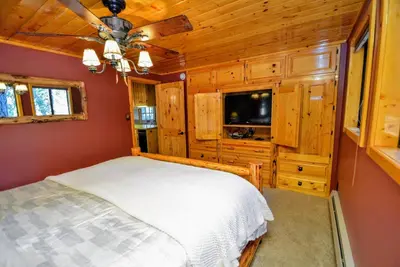 Gallery image of Bear Mountain in Dorrington