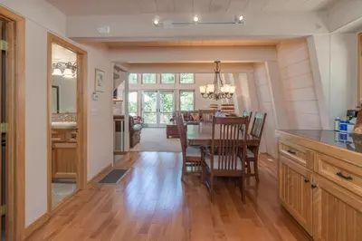 Gallery image of Lazy Bear Lair in Arnold