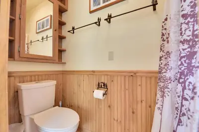 Gallery image of Serenity Suite in Arnold