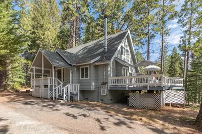 Gallery image of Hennessys Laughing Bear Lodge in Arnold
