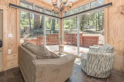 Gallery image of Cozy Bear Cabin in Arnold