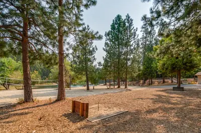 Gallery image of A Cruz in the Woods in Arnold