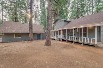 Gallery image of The Bears Bungalow in Arnold