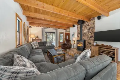 Gallery image of Evergreen Lodge in Arnold