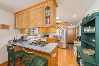 Gallery image of Wolf Den in Dorrington