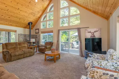 Gallery image of Blue Lake Bliss in Arnold