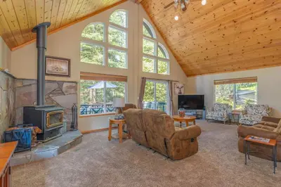 Gallery image of Blue Lake Bliss in Arnold