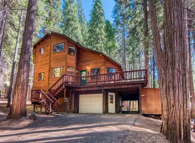 Gallery image of Cabin a Good Time in Camp Connell