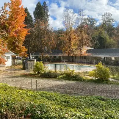 Seven Circles Lodge&Retreat