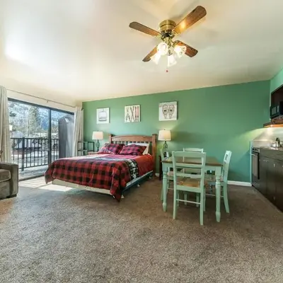 Cozy Studio w/Partial Lake view #224 at Donner Lake Village