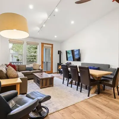 Palisades Tahoe Lodge Rentals Premium Two Bedroom #805