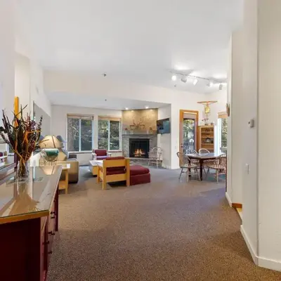 Palisades Tahoe Lodge Rentals Two Bedroom #521