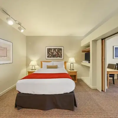 Palisades Tahoe Lodge Rentals Studio #250