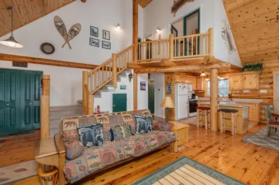 Gallery image of Log Cabin Hideaway in Arnold