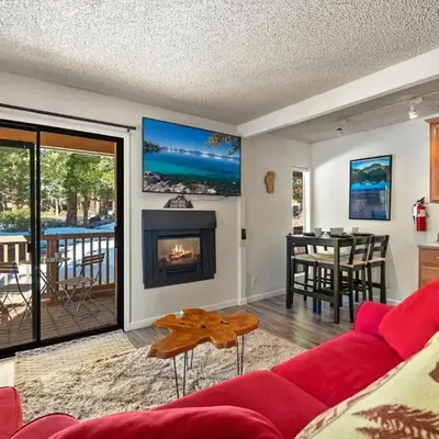 Private/Cozy Kings Beach Retreat