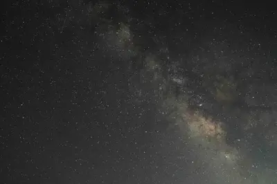 a starry night with the milky way at Modern Airstream with amazing view - 10 to 15 minutes from Kings Canyon National Park in Dunlap