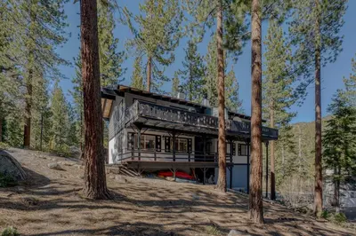 a house in the woods with trees at 3BR with Hot Tub 1 Mile to Diamond Peak in Incline Village