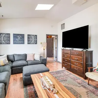 Yosemite Wellbeing Retreat on 5 Acres with Mtn Views