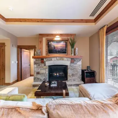 Catamount Lodge 305 by East West Hospitality