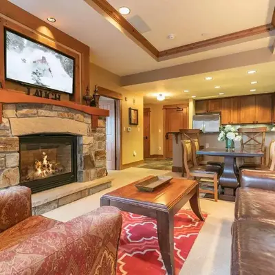 Catamount Lodge 312 by East West Hospitality