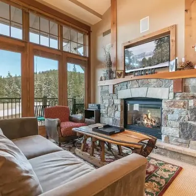 Catamount Lodge 401 by East West Hospitality