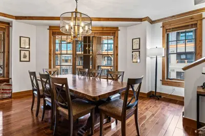 Gallery image of Catamount Lodge 414 by East West Hospitality in Truckee