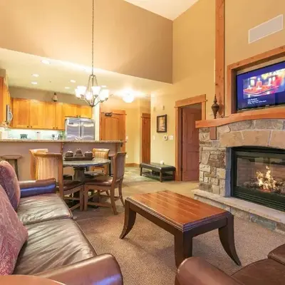 Catamount Lodge 409 by East West Hospitality