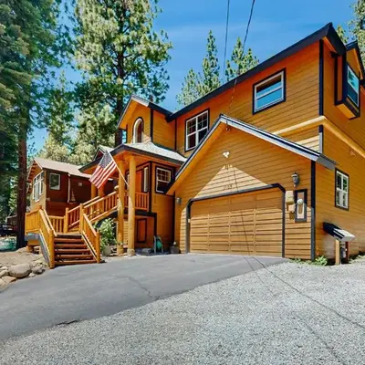 Spacious Deck with Private Hot Tub Kings Beach Gem