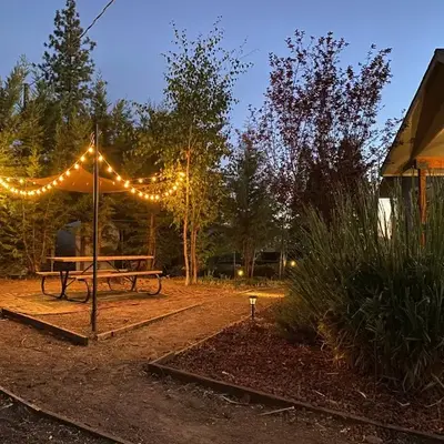 The Hilltop Cabin Retreat in Bass Lake Heights