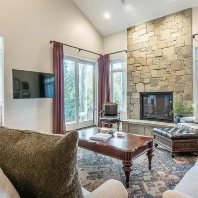 Snowcreek IV 525