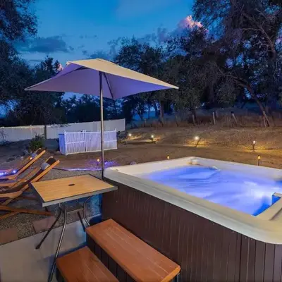 HIlltop Oasis with games